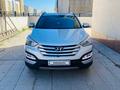 Hyundai Santa Fe 2016 годаfor10 500 000 тг. в Астана