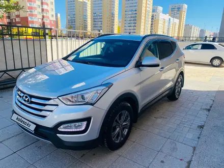 Hyundai Santa Fe 2016 года за 10 500 000 тг. в Астана – фото 2