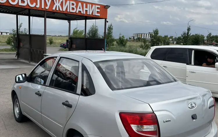 ВАЗ (Lada) Granta 2190 2015 года за 1 950 000 тг. в Алматы