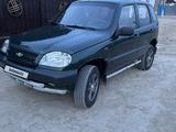 Chevrolet Niva 2004 годаүшін1 900 000 тг. в Казалинск – фото 2