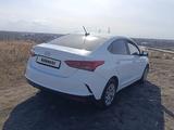 Hyundai Accent 2021 года за 7 795 000 тг. в Петропавловск – фото 4