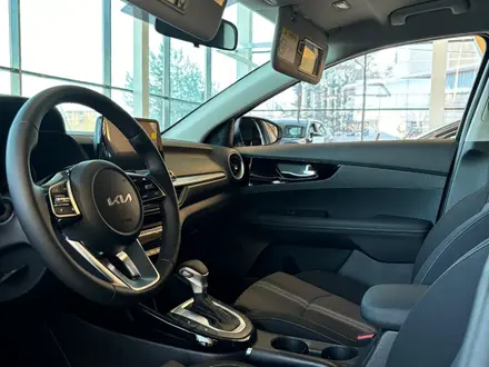 Kia Cerato Luxe 2.0 2025 года за 13 490 000 тг. в Петропавловск – фото 12