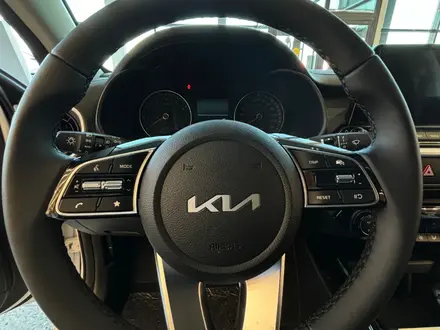 Kia Cerato Luxe 2.0 2025 года за 13 490 000 тг. в Петропавловск – фото 14
