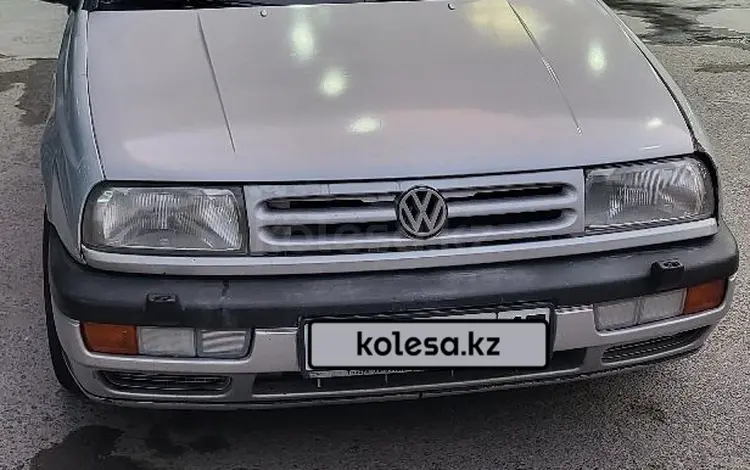 Volkswagen Vento 1992 года за 1 300 000 тг. в Шымкент