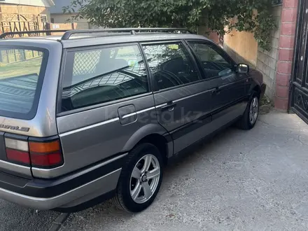 Volkswagen Passat 1993 года за 2 350 000 тг. в Шымкент – фото 3