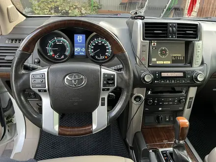 Toyota Land Cruiser Prado 2010 года за 18 500 000 тг. в Алматы – фото 45