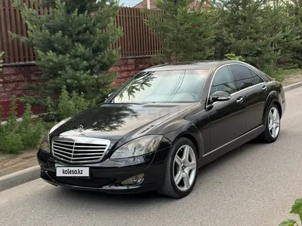 Mercedes-Benz S 350 2007 года за 5 700 000 тг. в Алматы – фото 17