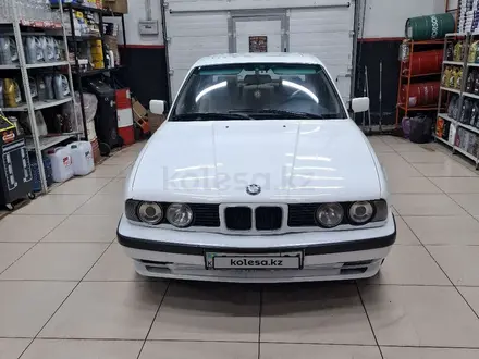 BMW 525 1994 года за 2 500 000 тг. в Астана – фото 2