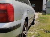 Volkswagen Passat 1998 года за 1 960 000 тг. в Уральск – фото 3