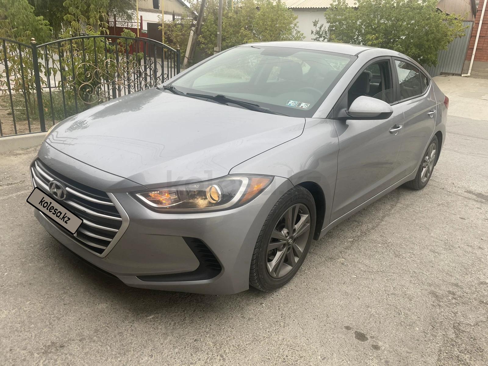 Hyundai Elantra 2016 г.