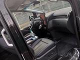 Hyundai Staria 2023 года за 22 800 000 тг. в Алматы