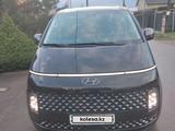 Hyundai Staria 2023 года за 22 800 000 тг. в Алматы – фото 3