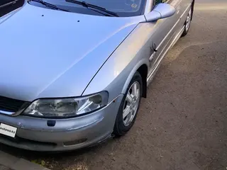 Opel Vectra, 2001