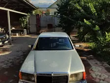 Mercedes-Benz S-Class, 1983
