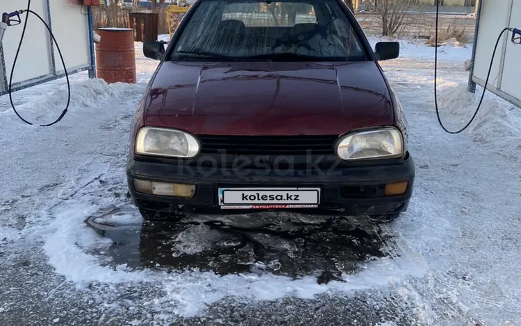 Volkswagen Golf 1993 годаfor650 000 тг. в Павлодар