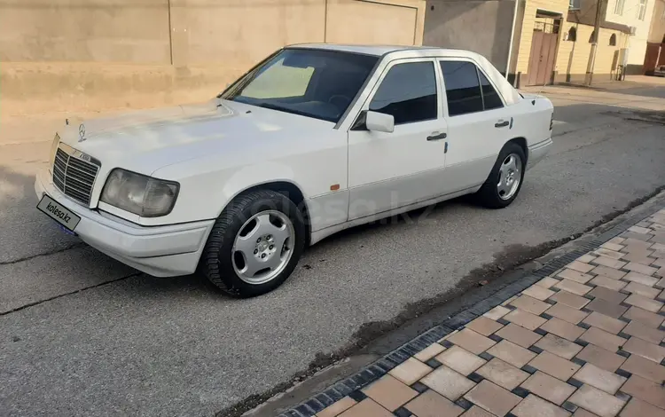 Mercedes-Benz E 200 1994 года за 3 400 000 тг. в Шымкент