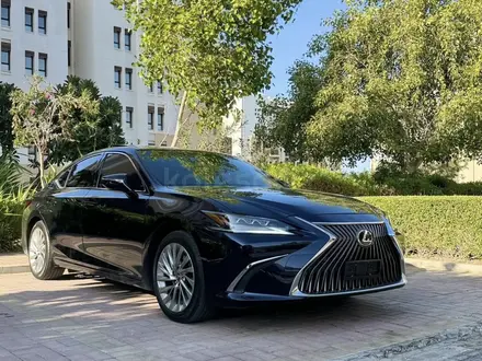 Lexus ES 250 2018 года за 29 500 000 тг. в Шымкент – фото 4