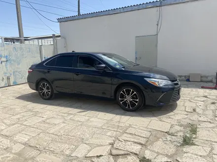 Toyota Camry 2015 года за 6 000 000 тг. в Жанаозен – фото 2