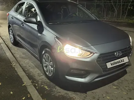 Hyundai Accent 2019 года за 6 800 000 тг. в Алматы – фото 12