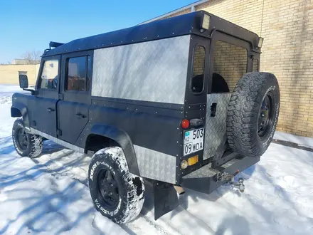 Land Rover Defender 1994 года за 11 555 000 тг. в Астана – фото 3