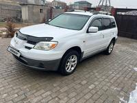 Mitsubishi Outlander 2005 годаfor4 700 000 тг. в Шымкент