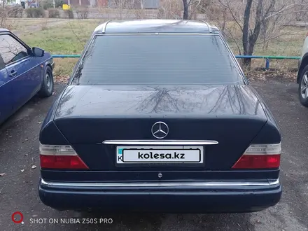 Mercedes-Benz E 200 1994 года за 2 500 000 тг. в Экибастуз – фото 7