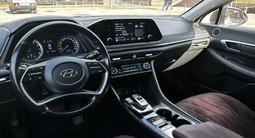 Hyundai Sonata 2020 годаүшін10 800 000 тг. в Алматы – фото 2