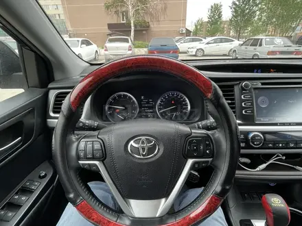 Toyota Highlander 2019 года за 20 000 000 тг. в Астана – фото 17