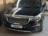 Kia Carnival 2017 года за 11 800 000 тг. в Шымкент