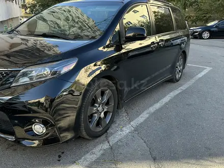 Toyota Sienna 2015 года за 15 200 000 тг. в Шымкент – фото 4