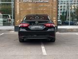 Toyota Camry Elegance 2020 годаүшін10 900 000 тг. в Астана – фото 4