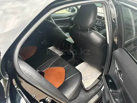 Toyota Camry Elegance 2020 года за 10 900 000 тг. в Астана – фото 7