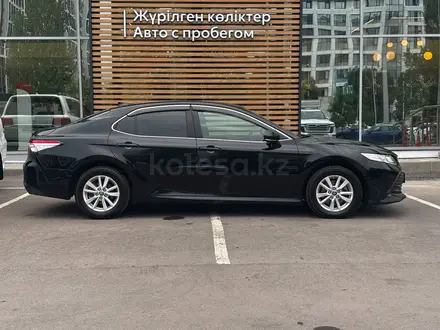 Toyota Camry Elegance 2020 года за 10 900 000 тг. в Астана – фото 17