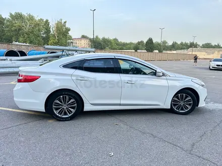 Hyundai Grandeur 2014 года за 8 000 000 тг. в Шымкент – фото 12