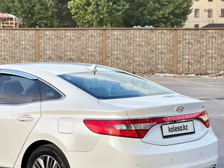 Hyundai Grandeur 2014 года за 8 000 000 тг. в Шымкент – фото 14