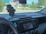 Toyota RAV4 2019 года за 9 900 000 тг. в Актобе – фото 5