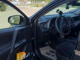 Toyota RAV4 2019 года за 9 900 000 тг. в Актобе – фото 4