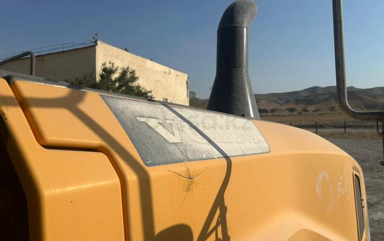 Volvo L220G 2012 г.