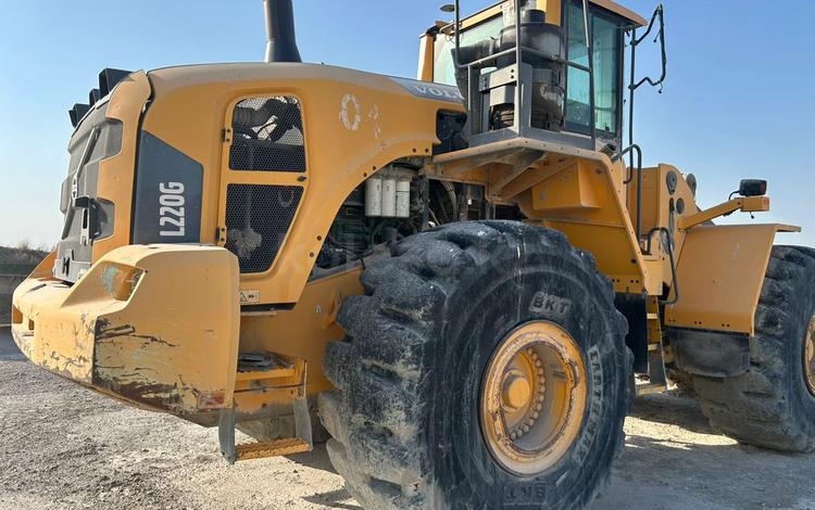 Volvo L220G 2012 г.