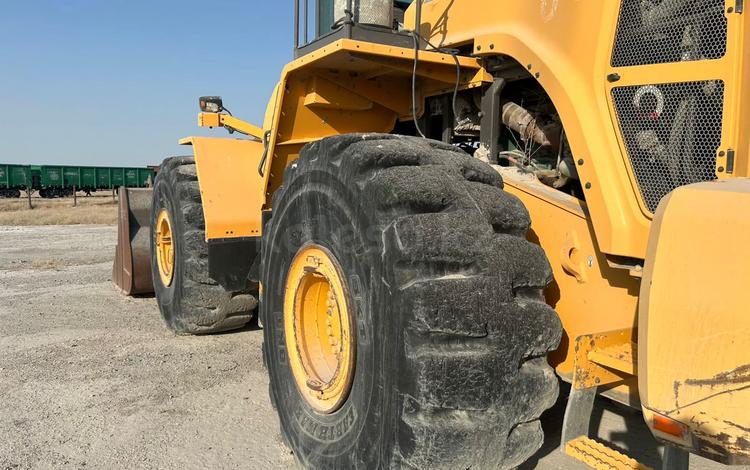 Volvo L220G 2012 г.