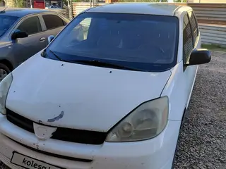 Toyota Sienna, 2003