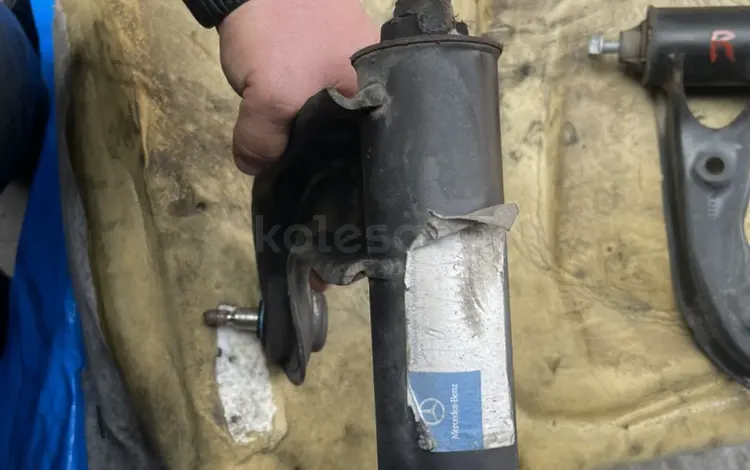 Верхний ричаг на Mercedes Benz W210 за 10 000 тг. в Алматы