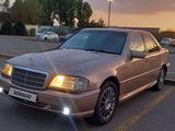 Mercedes-Benz C 220 1993 года за 2 000 000 тг. в Алматы