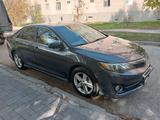 Toyota Camry 2013 года за 8 600 000 тг. в Шымкент – фото 2