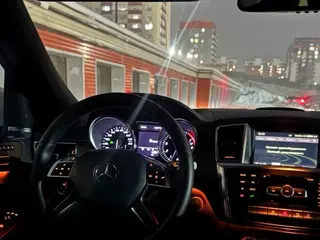 Mercedes-Benz ML 350