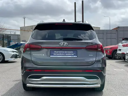 Hyundai Santa Fe 2021 года за 18 190 000 тг. в Шымкент – фото 3