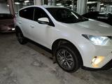 Toyota RAV4 2017 годаүшін12 500 000 тг. в Астана – фото 5