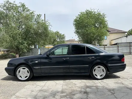 Mercedes-Benz E 280 1996 годаүшін3 500 000 тг. в Туркестан – фото 3