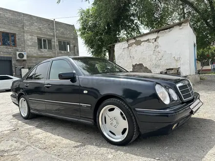 Mercedes-Benz E 280 1996 годаүшін3 500 000 тг. в Туркестан