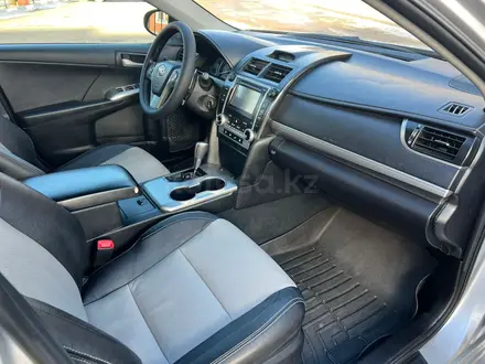 Toyota Camry 2012 года за 8 350 000 тг. в Астана – фото 22